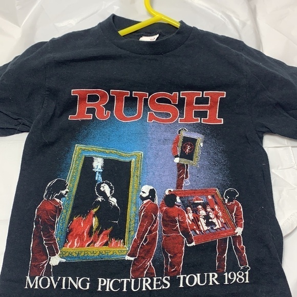 VINTAGE Black 1981 Rush Moving Pictures Tour Tee Size Small - Picture 1 of 4